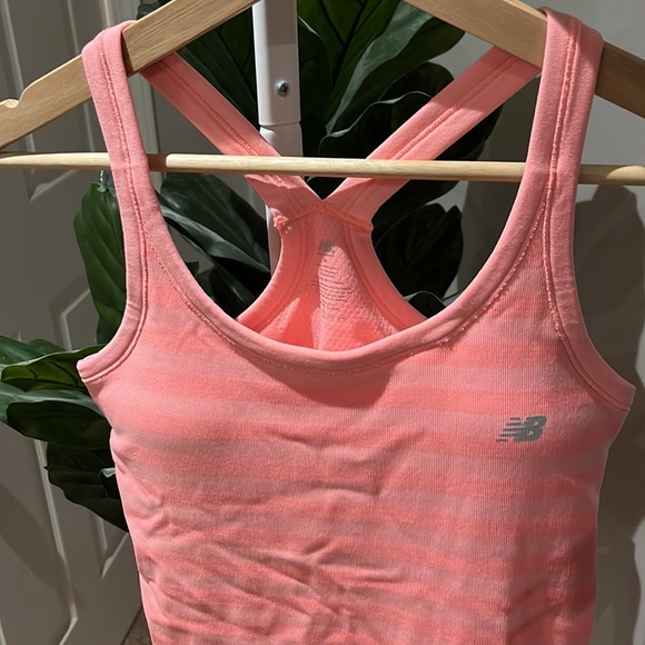 New Balance | Workout Tank - Picture 2 of 5